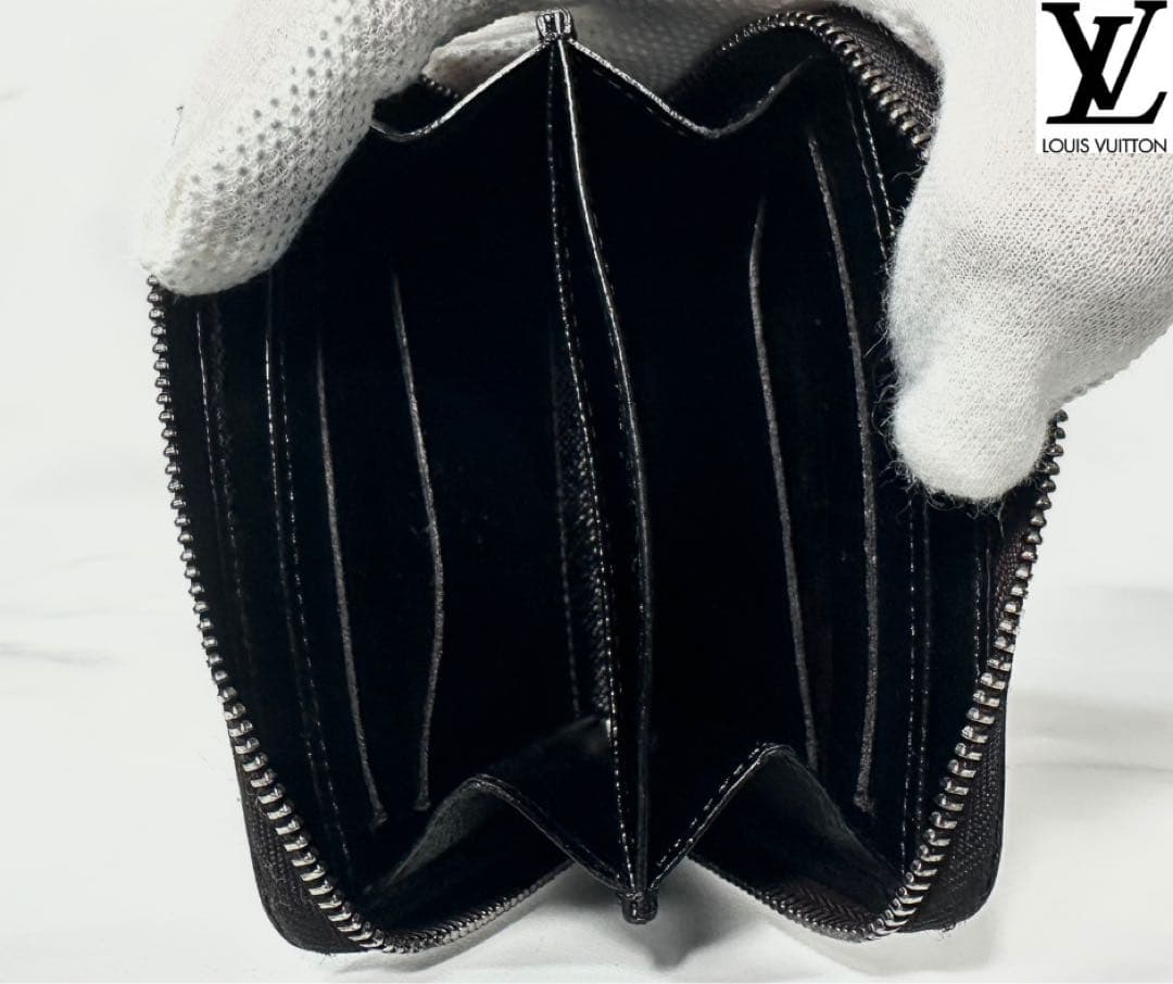 LOUIS VUITTON エピレザー ブラック パース　ブラック