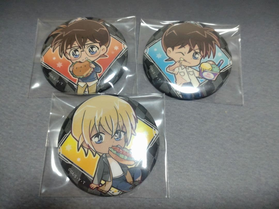 名探偵コナン　缶バッジ　ジャンクフード　安室透　工藤新一　江戸川コナン