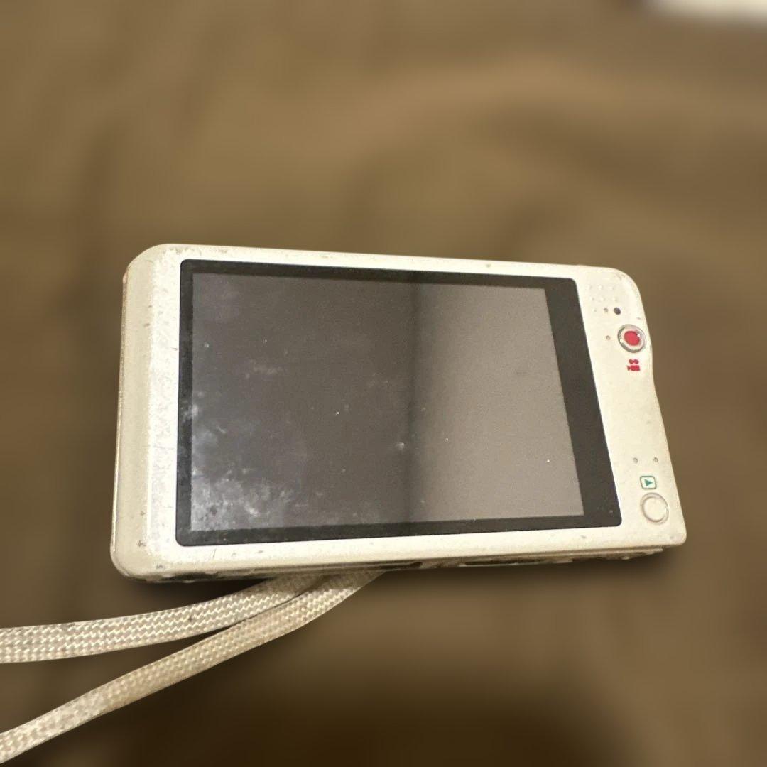 Panasonic DMC-FX80 シルバー コンパクトデジタルカメラ