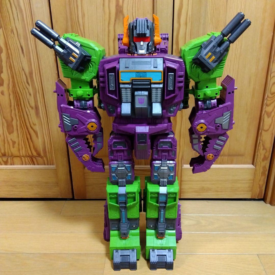 赤*ン様 トランスフォーマー アースライズ ER-10 スコルポノック