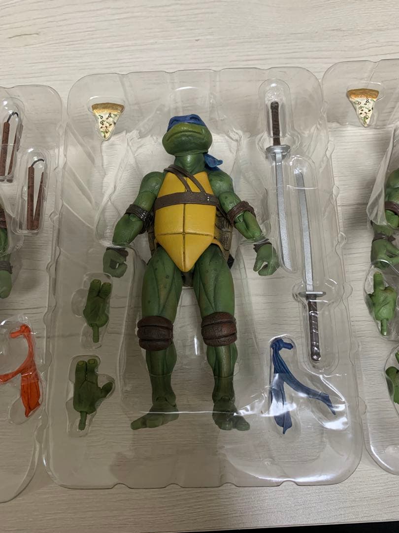 NECA タートルズ