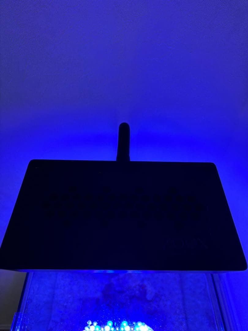 zoox Reef Nano 3 水槽用LEDライト　40W 30センチキューブ