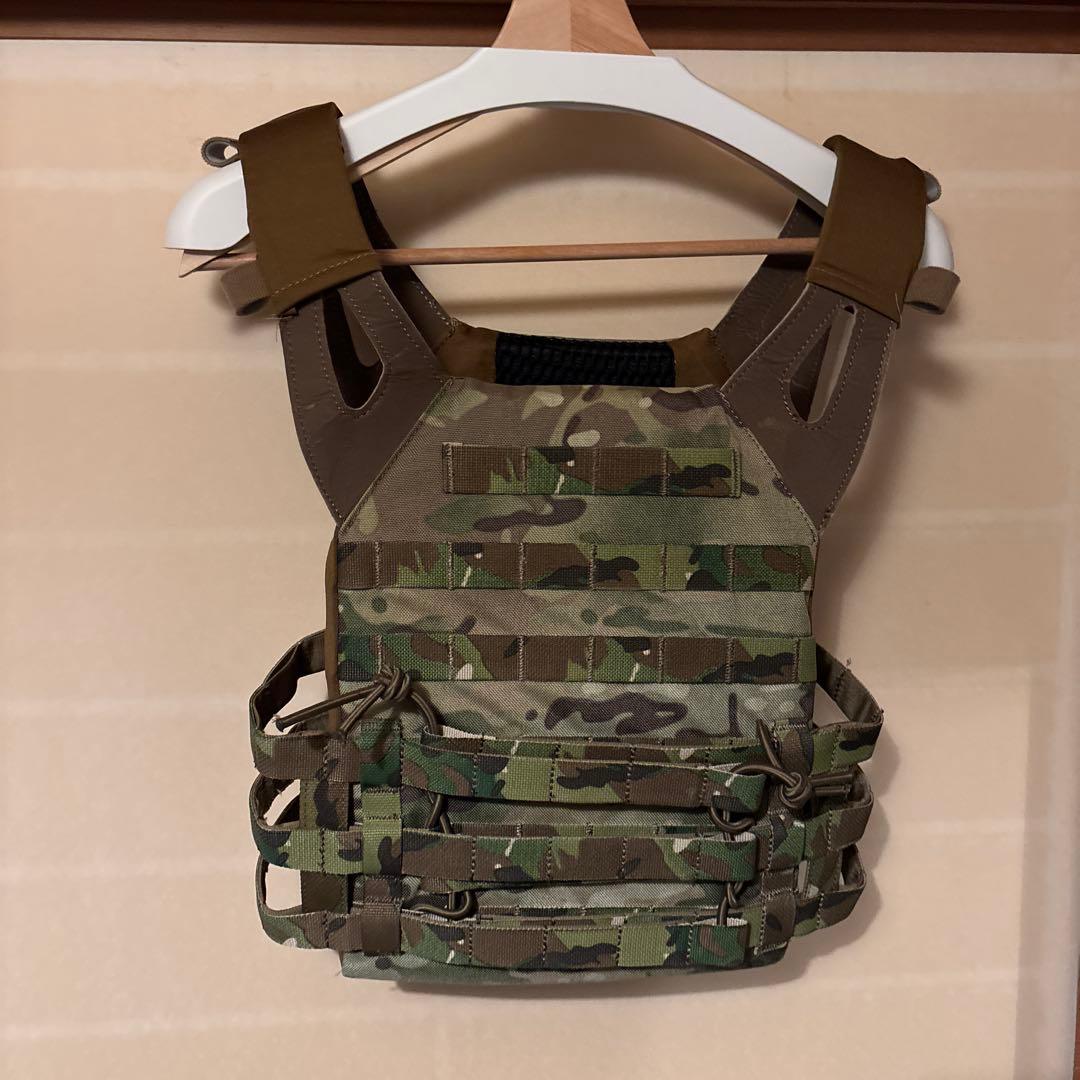 EMERSON製　プレートキャリア タクティカルベスト　エマーソン製