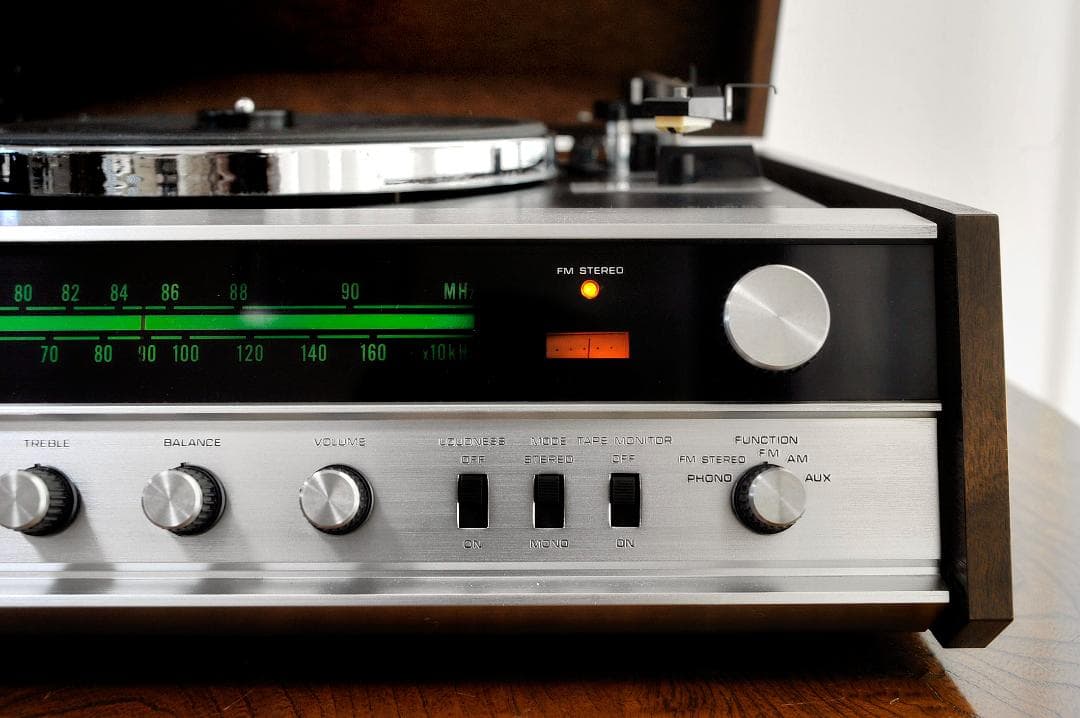 【来年度4月の福岡分移転のため処分価格】HITACHI DPK-310 60Hz