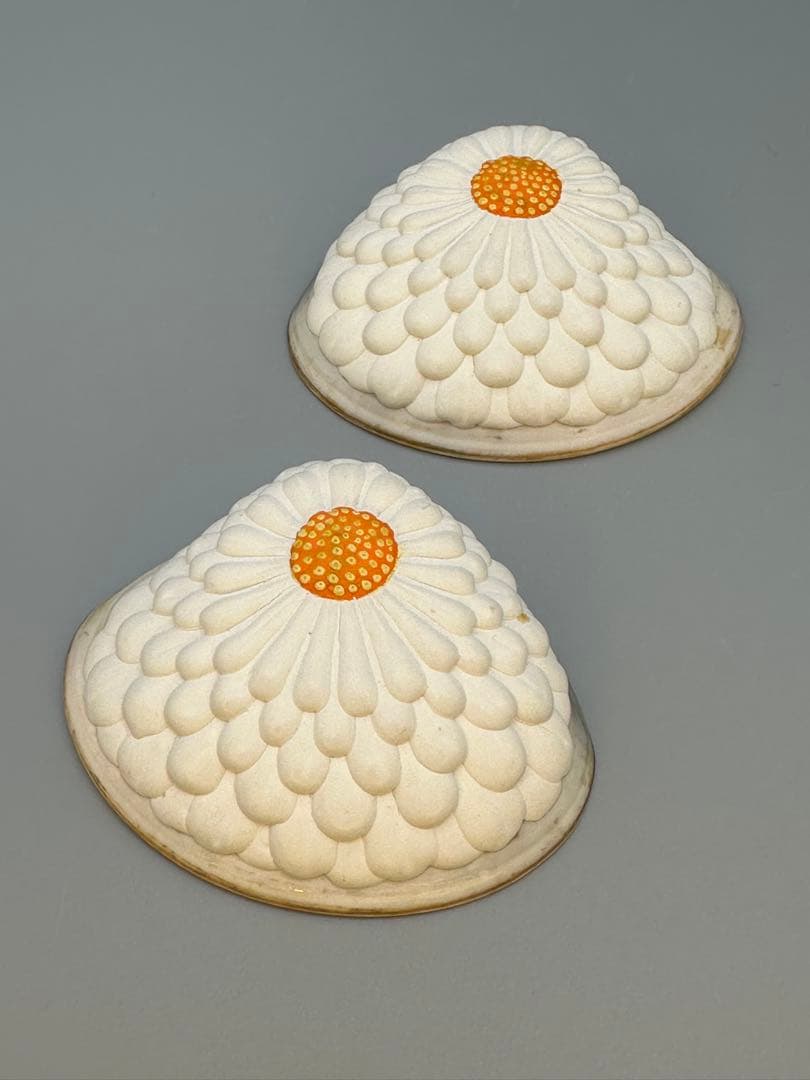 y茶道具　香合　鈴木光入　菊置上