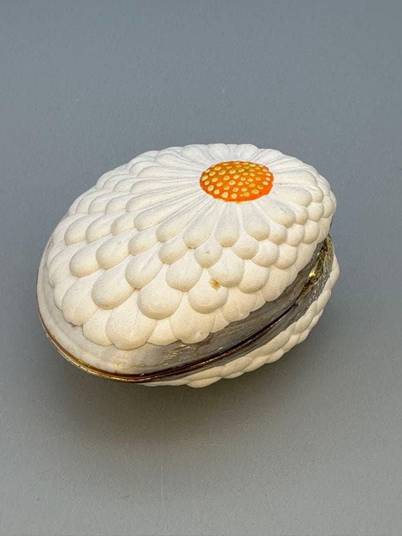 y茶道具　香合　鈴木光入　菊置上