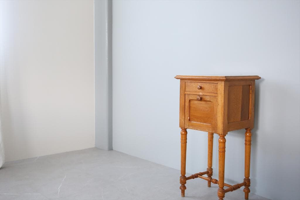 フランスアンティーク木製*大理石キャビネット/ナイトテーブル机/飾棚(86-48