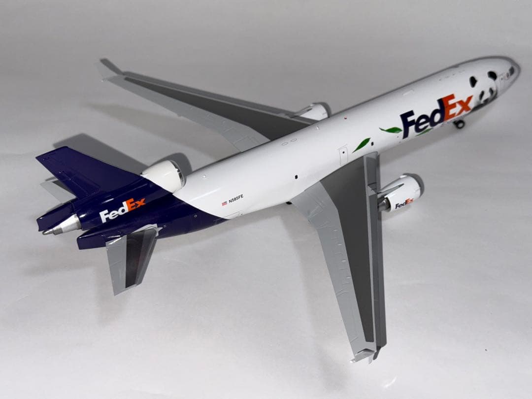 FedEx フェデックス MD-11 1/200