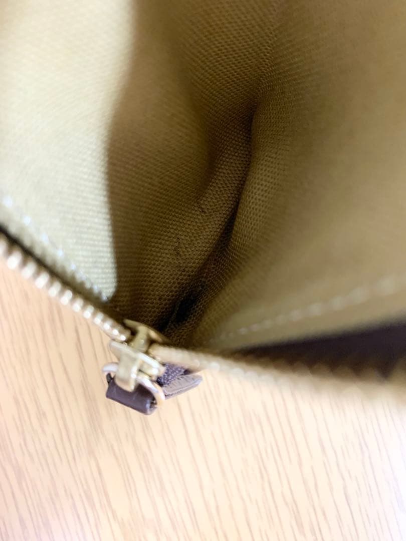 C.C. COMPANY LIMITED ルポペンケース