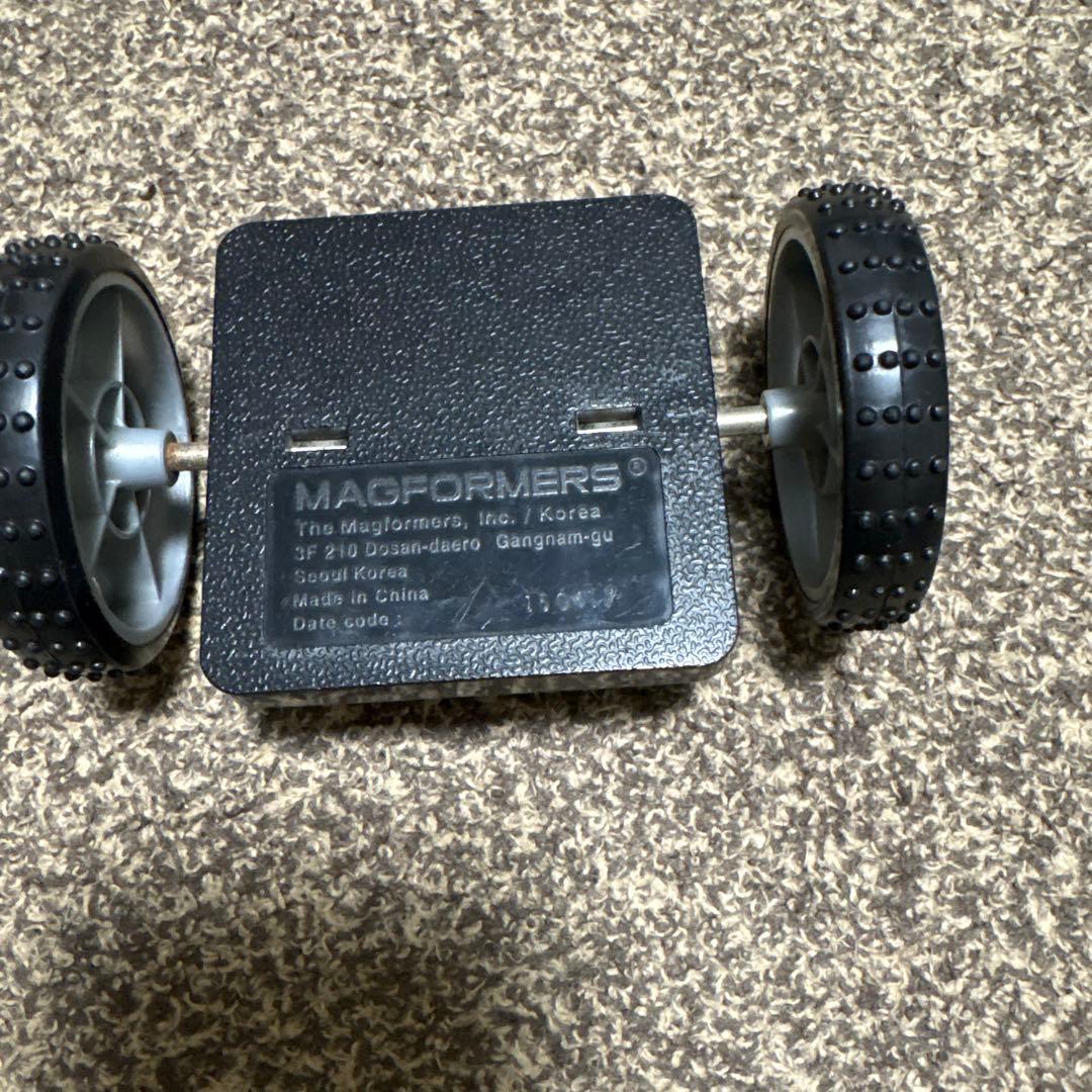 ボーネルンド　マグフォーマー　102ピース　タイヤパーツ付き