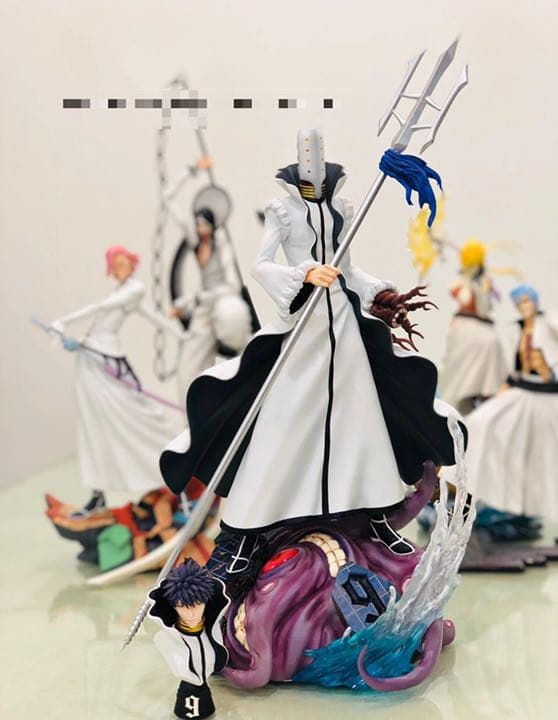 BLEACH 黒衣少年図 アーロニーロ1/8ガレージキット ガレキ スタチュー①