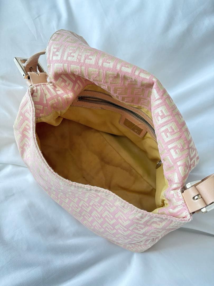 fendi ズッカ　ピンク　バッグ　ショルダー