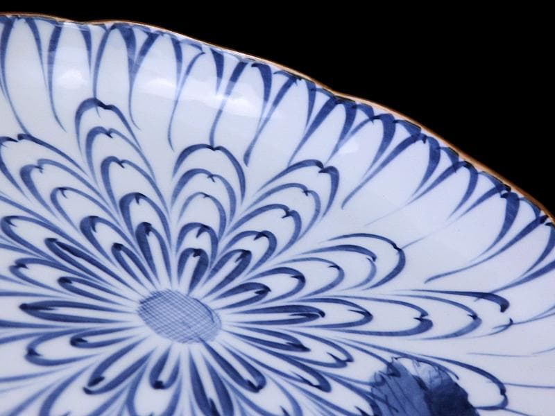 DAj 古伊万里　染付　菊花紋様の図　７寸皿