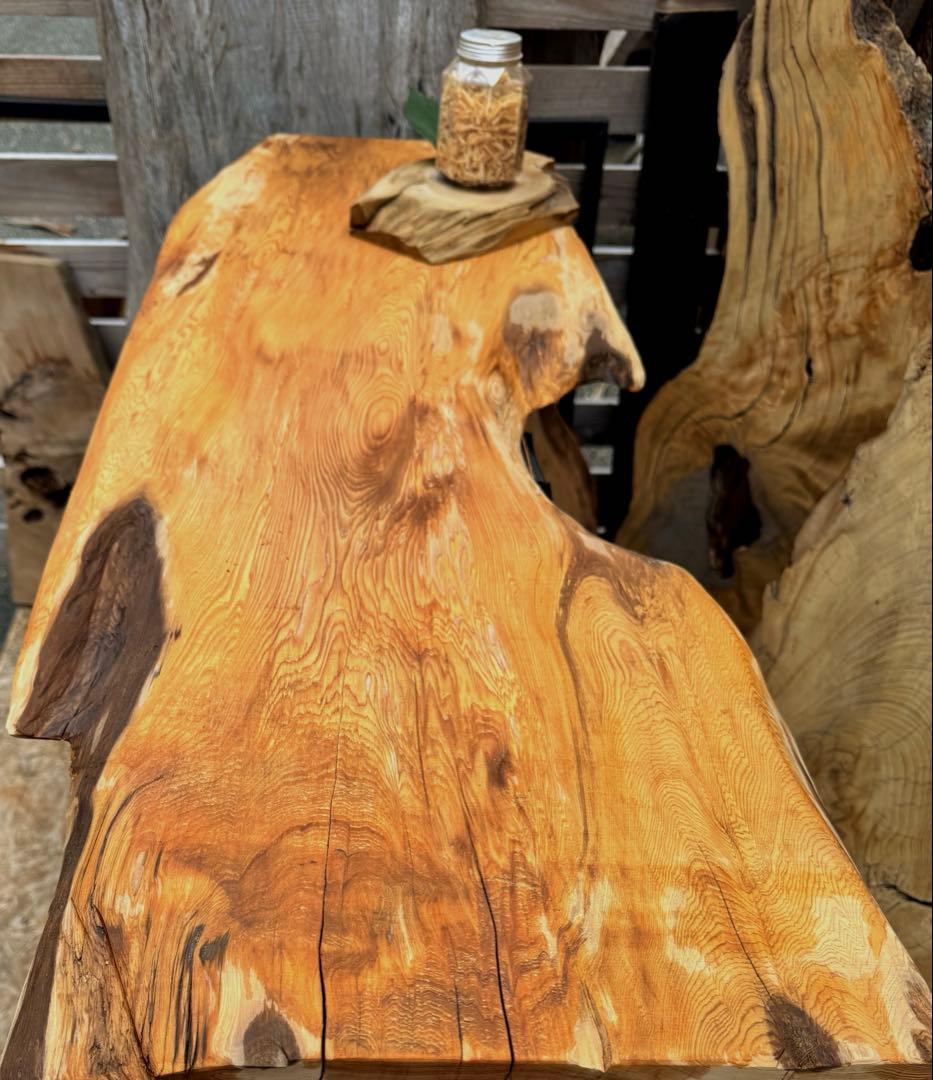 屋久杉　一枚板　テーブル板　カウンター　素材