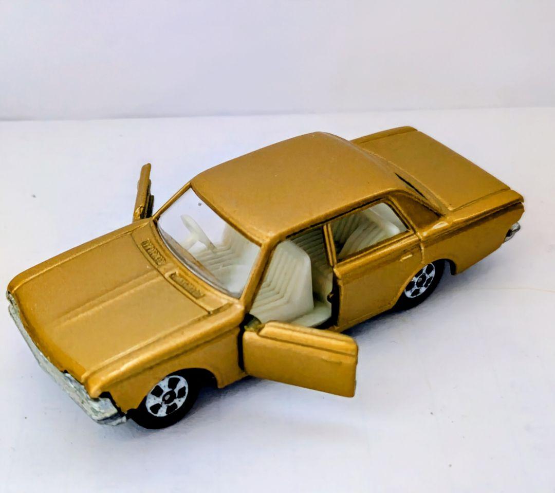 トミカ黒箱 3.4.27.28 クラウンシリーズ　当時物美品