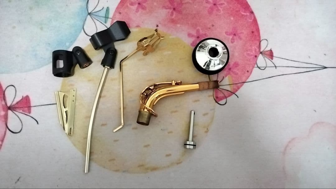 アルトサックス 　ネック&練習弱音器&演奏マイクホルダー&サックス楽譜ホルダー