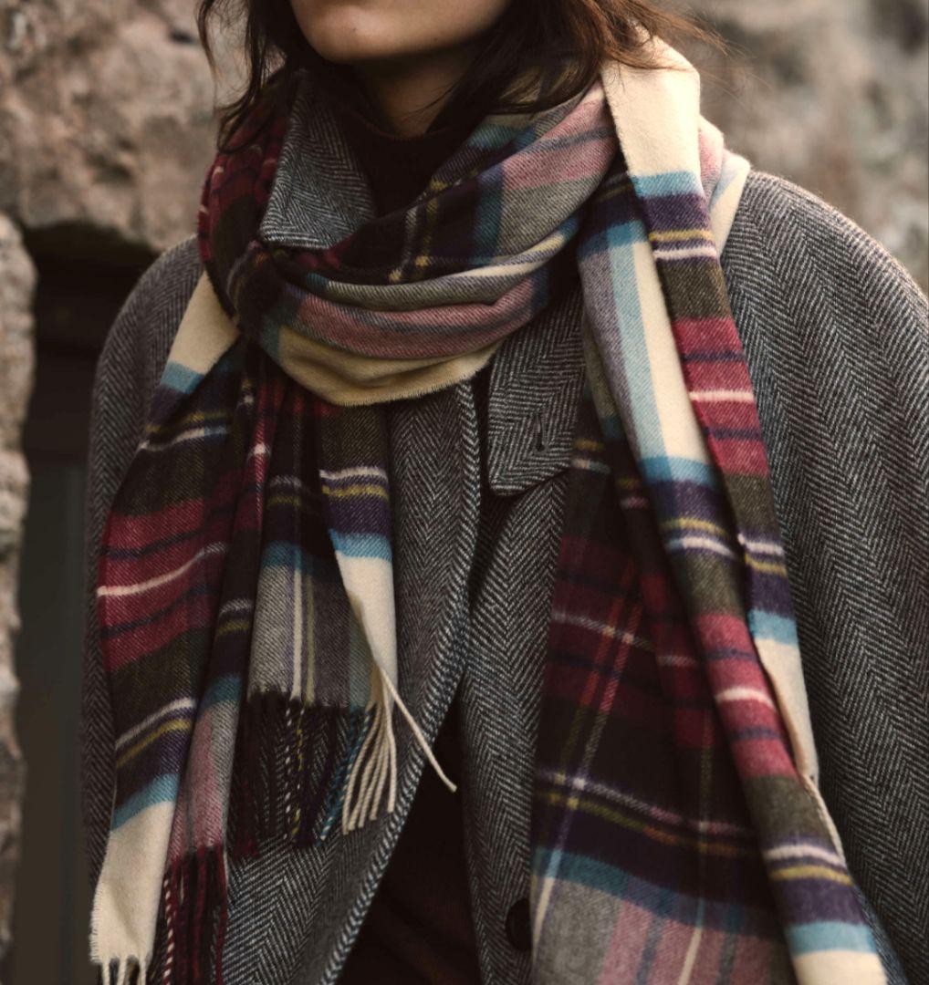 ☆美品☆大判 ジョンストンズJohnstons of Elgin ストール