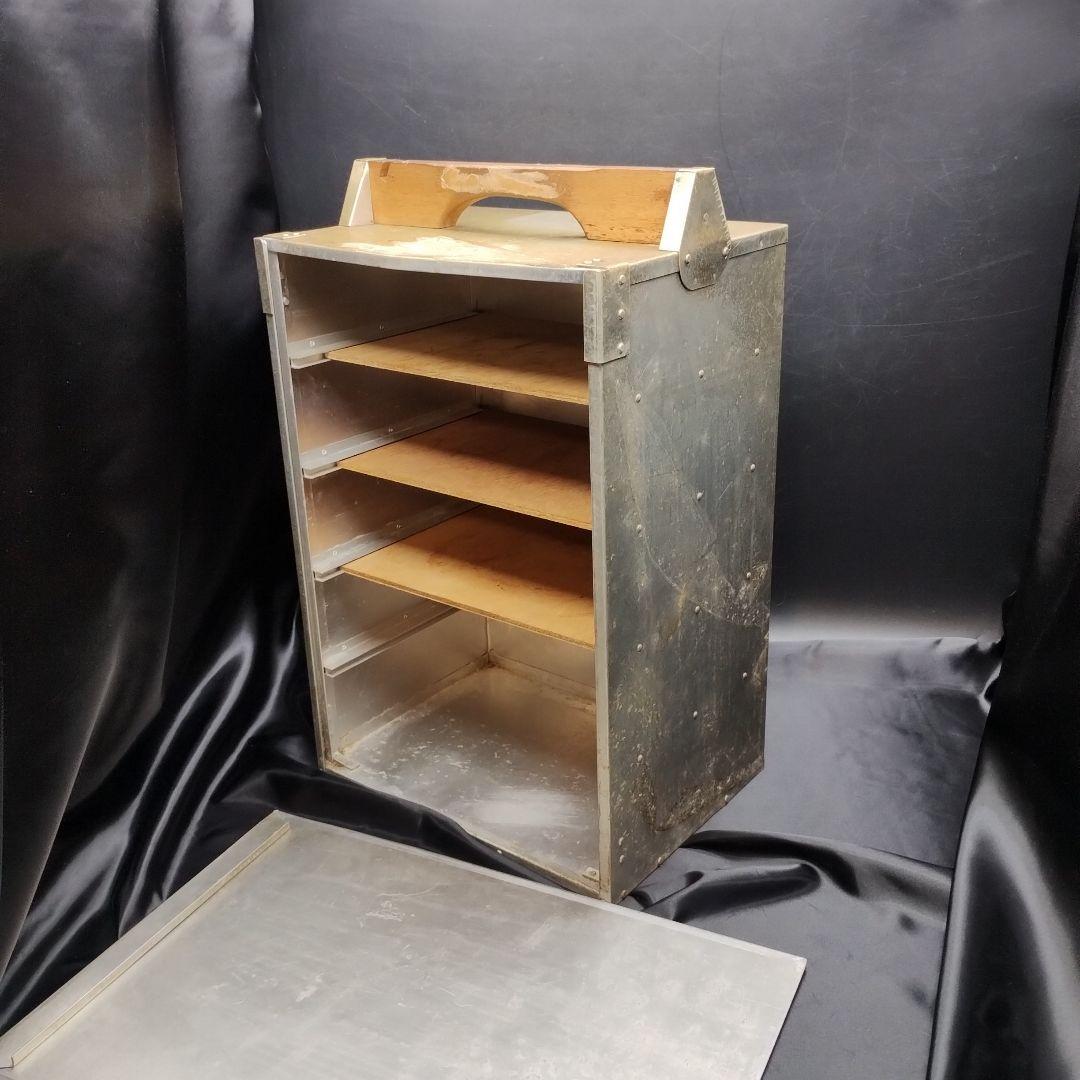 ◼️昭和レトロ◼️アルミ 出前箱 縦型 5段