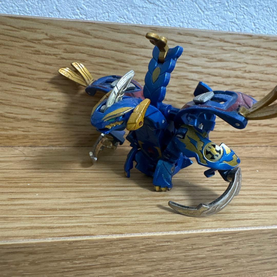 爆テク爆丸　全ムニキス、瞬ガリュウ、轟ホルス　セット