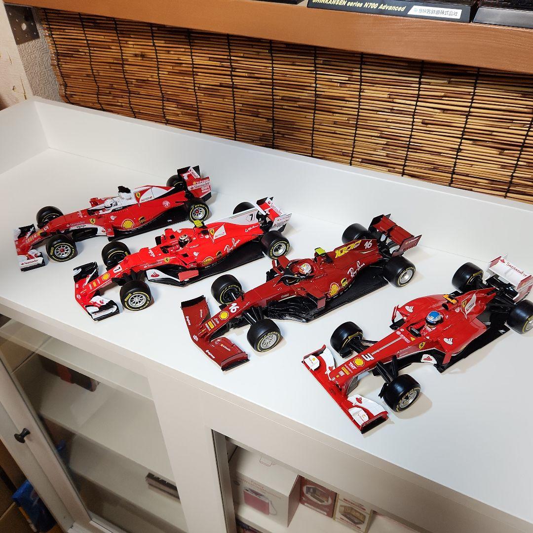 ブラーゴ　ホットウィール　1/18 ミニカー 4台セット