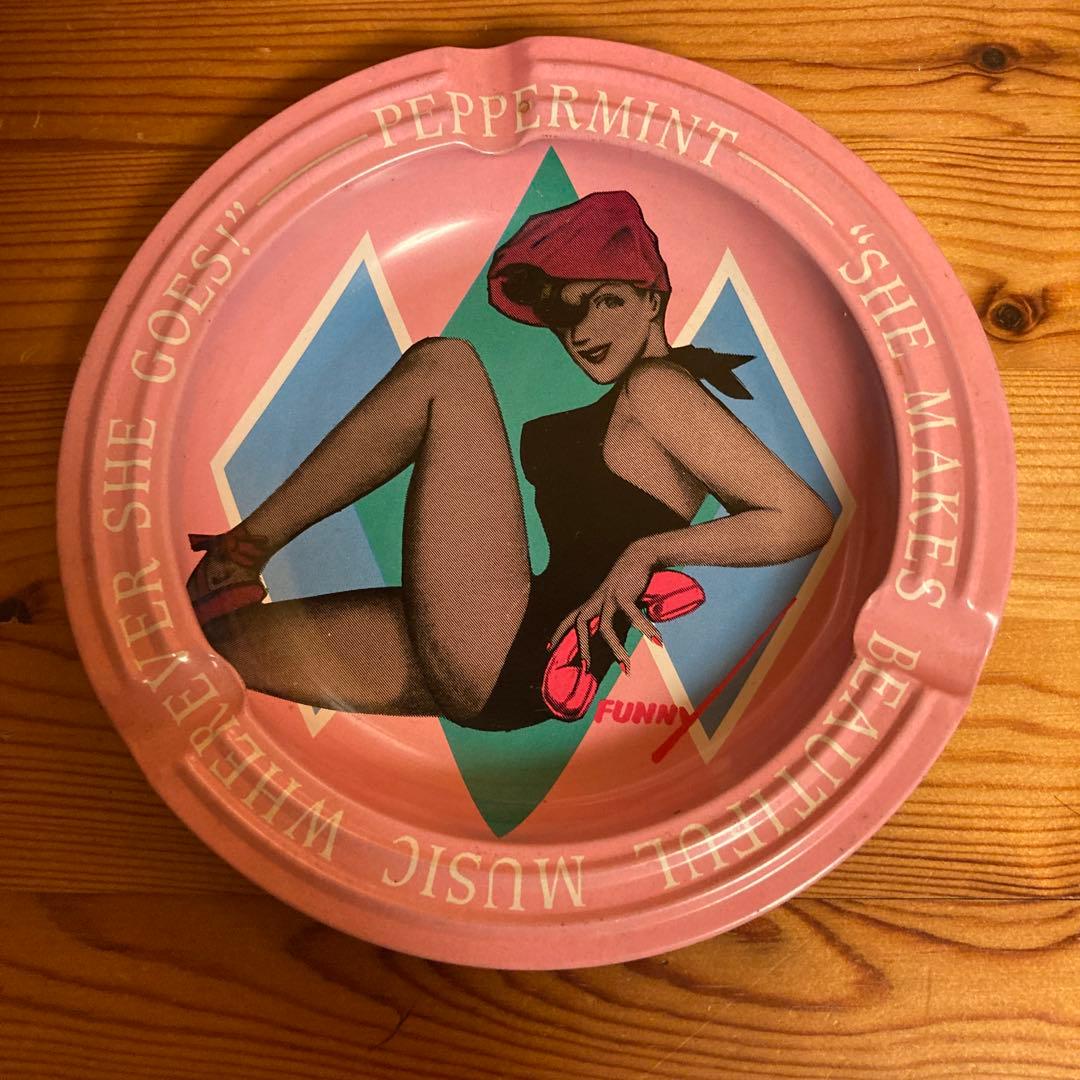 80年代当時物 PEPPERMINT 丸型ブリキトレー&灰皿セット ロカビリー