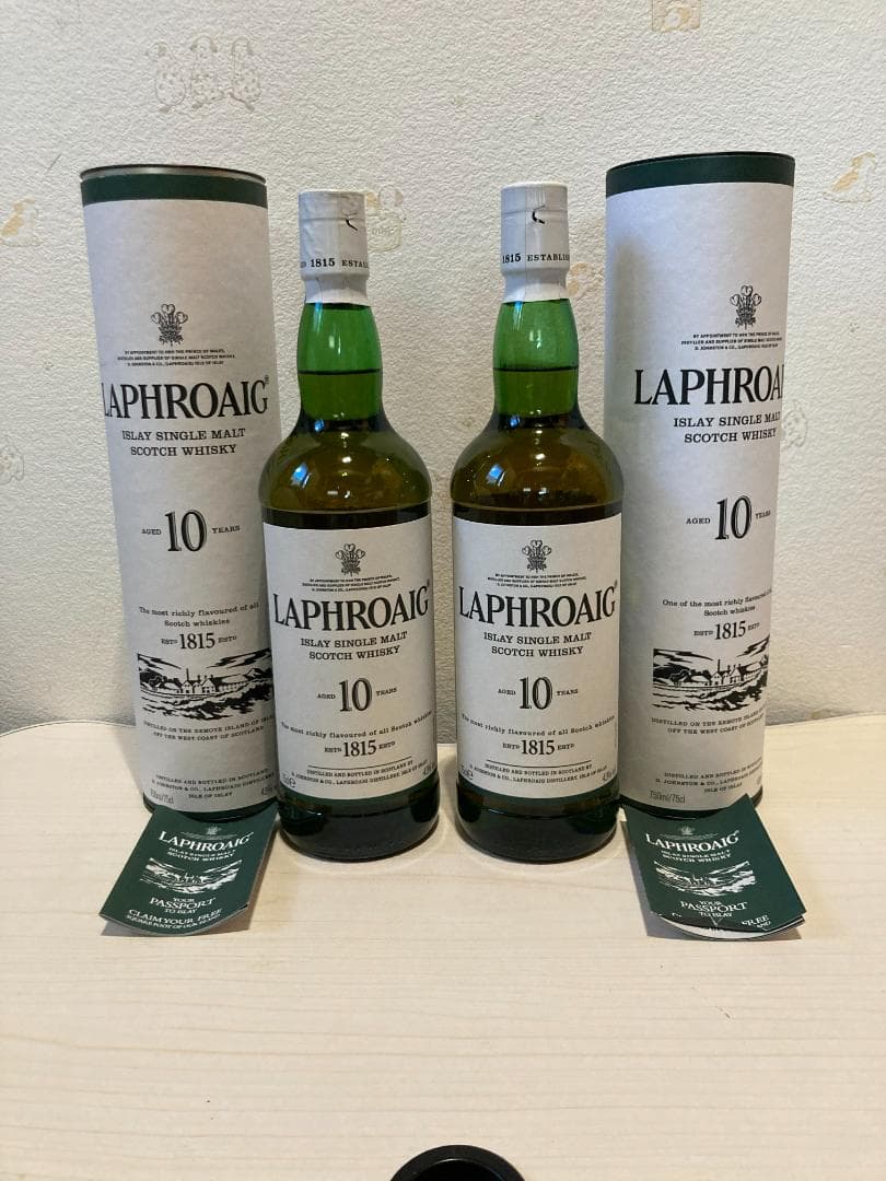 ラフロイグ10年（旧ラベル、正規品）2本