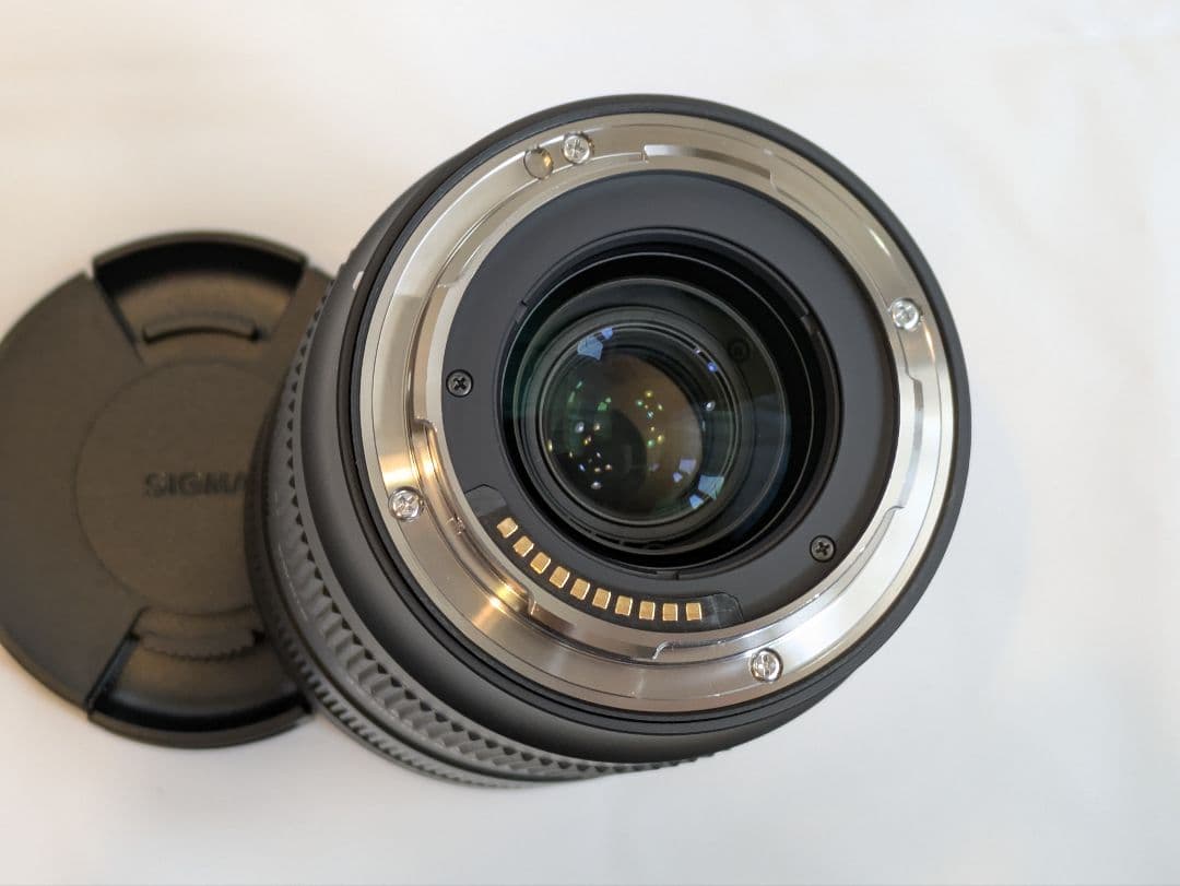 SIGMA 28-70mm f2.8 DG DN ライカLマウント