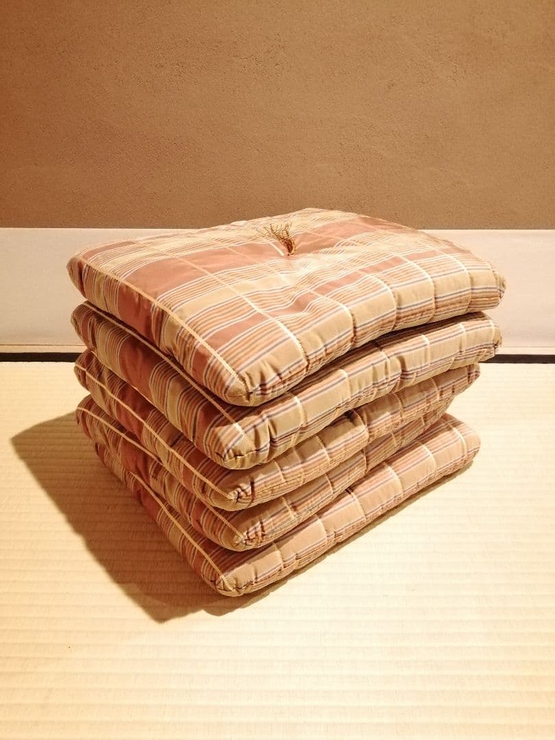 【茶事道具】茶席座布団　水屋道具489