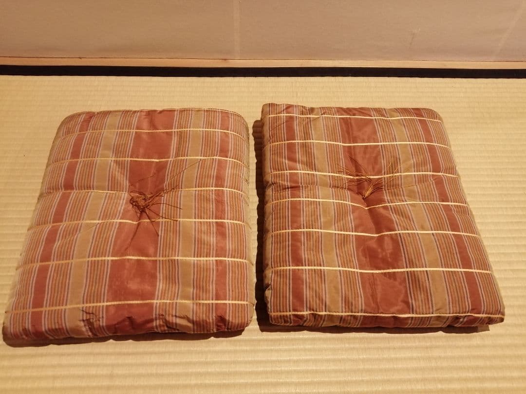 【茶事道具】茶席座布団　水屋道具489