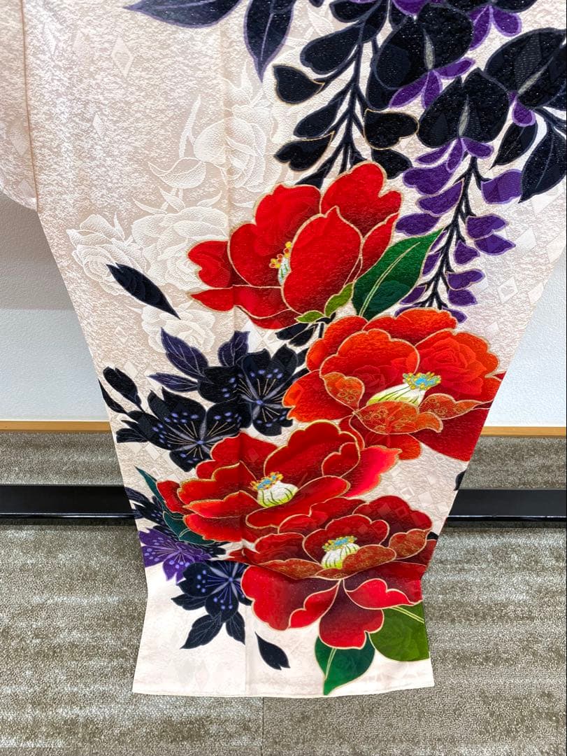 振袖 豪華 銀通し 刺繍 金彩 椿 大輪 身丈173cm パールトーン加工済