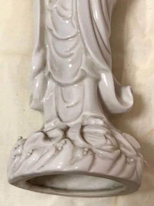 白瓷観音様　時代箱付