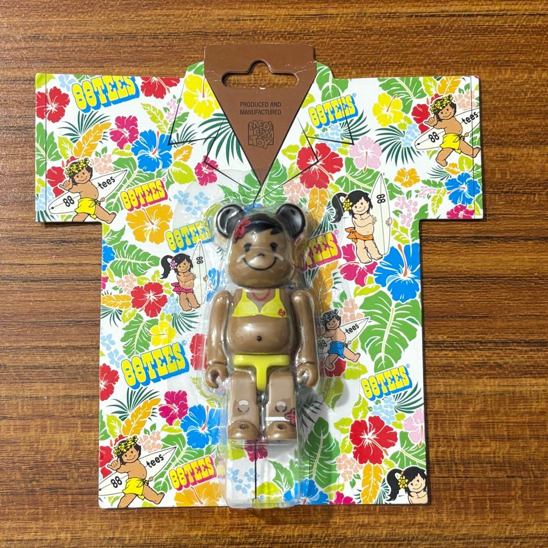 BE@RBRICK　ベアブリック　100%　ハワイ限定　88TEES　レア