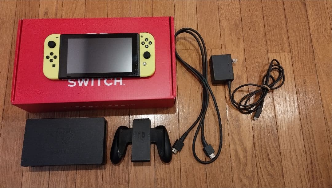 NINTENDO SWITCH 本体　ネオンイエロー