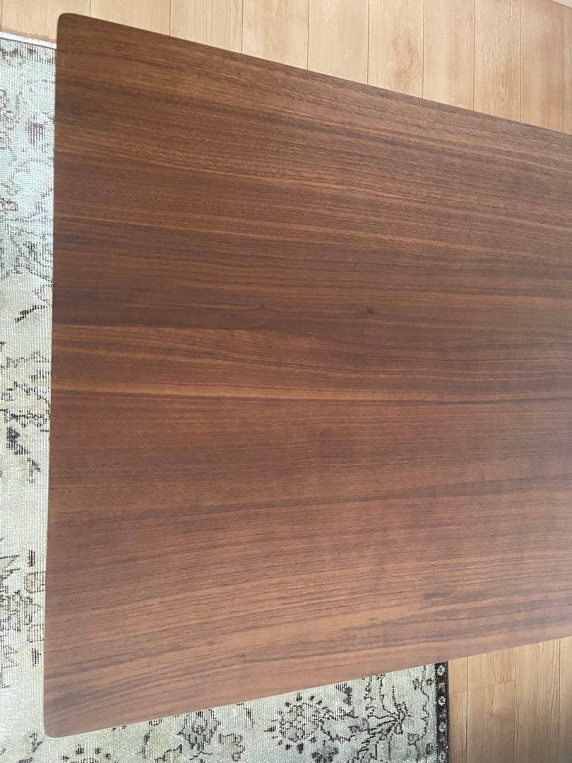 無印良品　リビングにもダイニングにもなるテーブル　ウォールナット