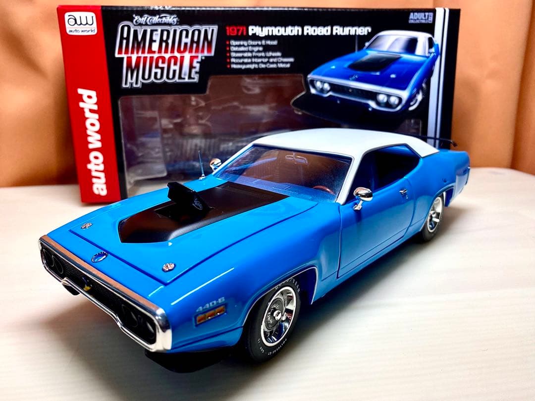 プリムスロードランナー1/18scale 青