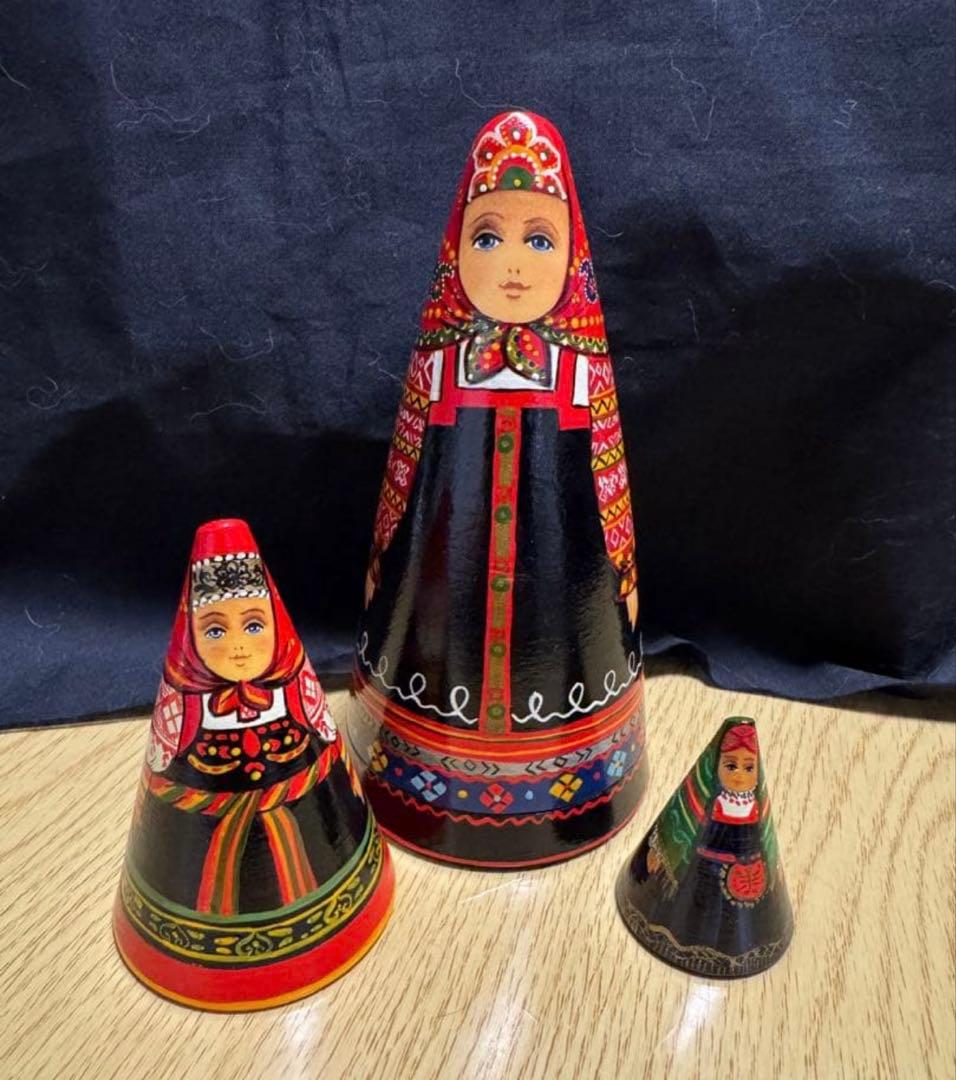 ロシア　アーティスト　ダロブエア作品　三角マトリョーシカ　3体　長期保存