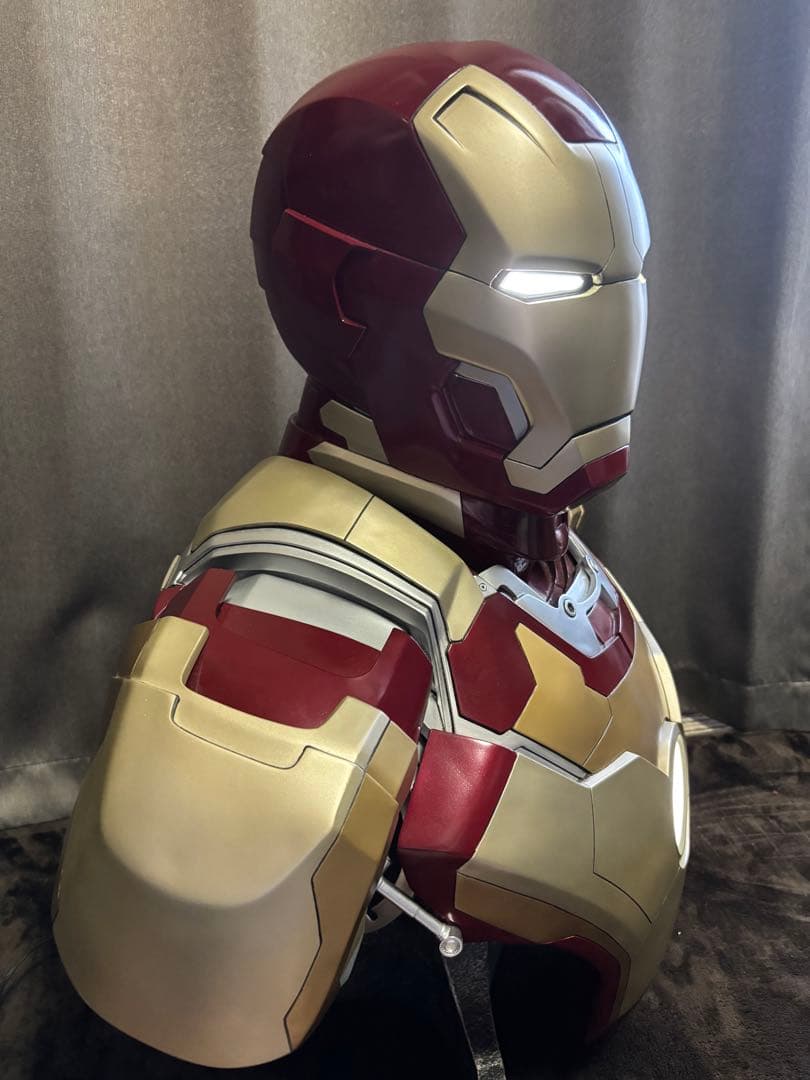 [アイアンマン マーク42 ]マーベル 1/1サイズ　バスト　(箱有り)
