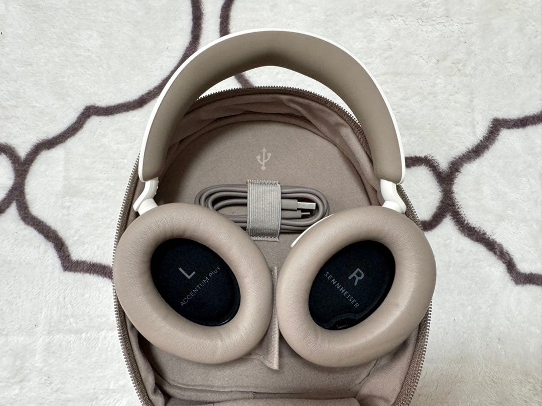 SENNHEISER ACCENTUM Plus ゼンバイザーヘッドホン