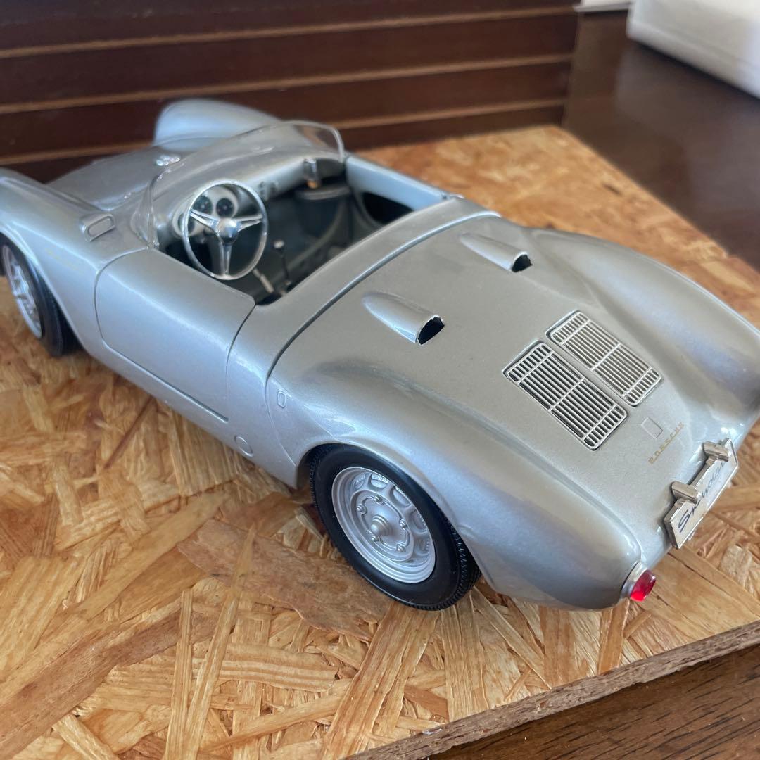 マイスト 1/18 ポルシェ550A スパイダー 1955 シルバー　ミニカー