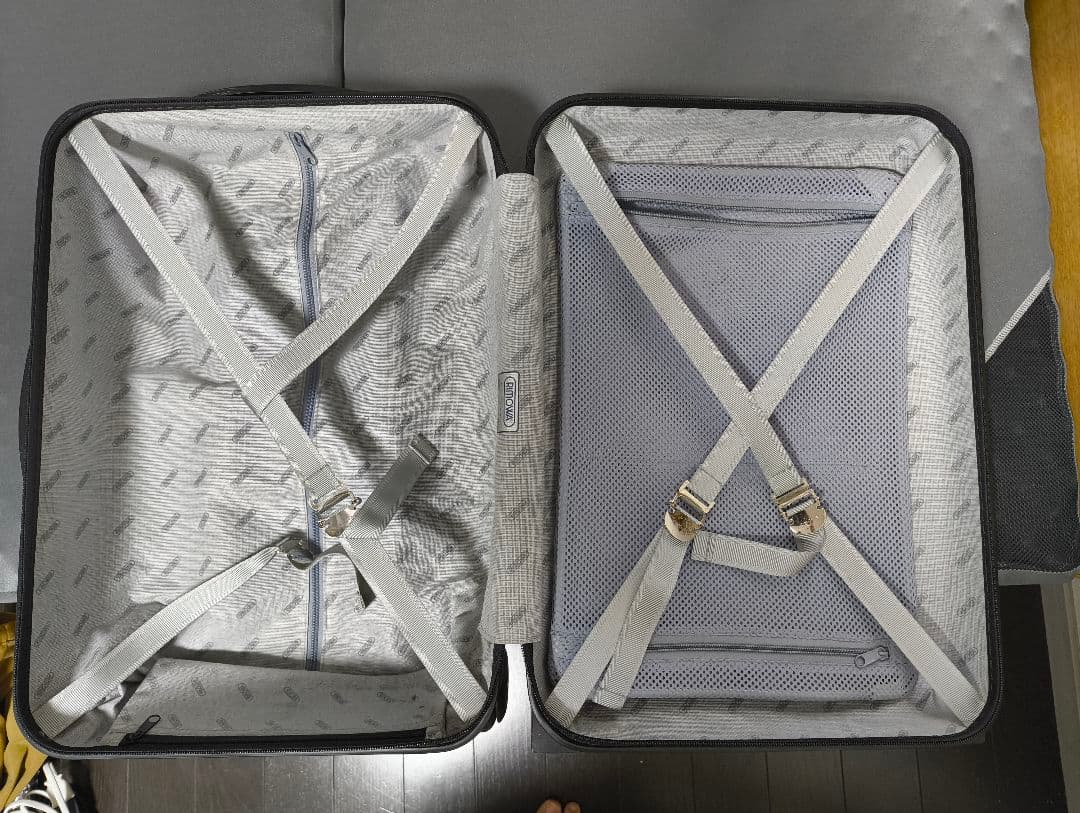 RIMOWAリモワ　サルサ　キャリーケース32L ドイツ製