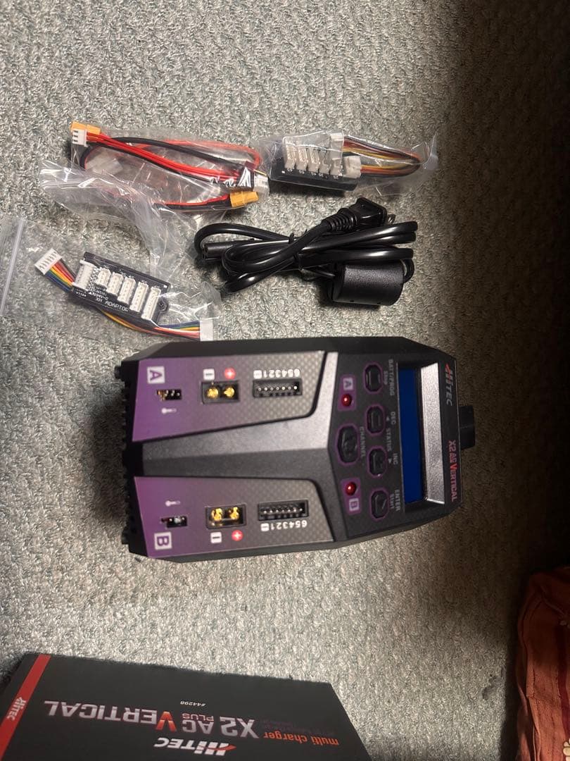 HiTEC マルチチャージャー