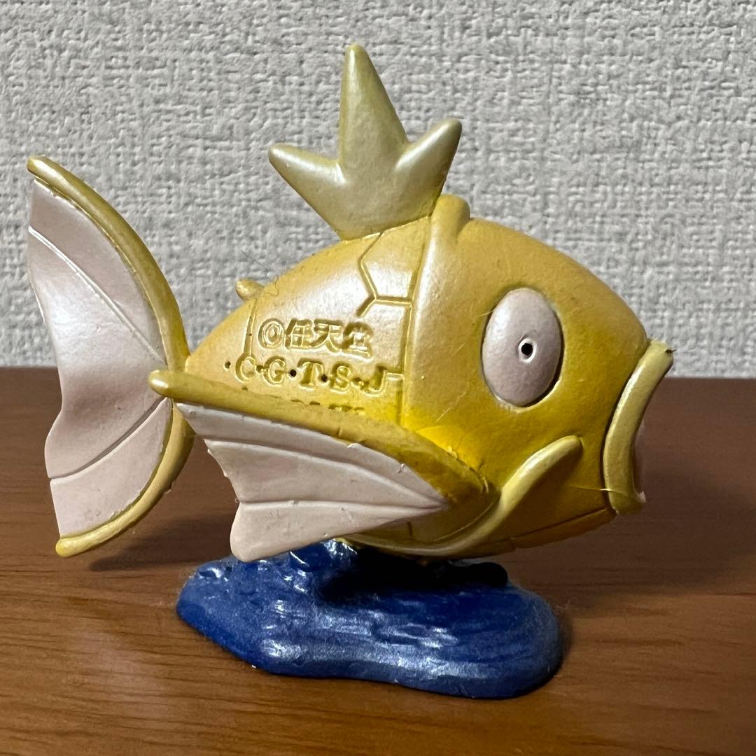 【超希少】金のコイキング　フィギュア　ポケモンだいすきクラブ
