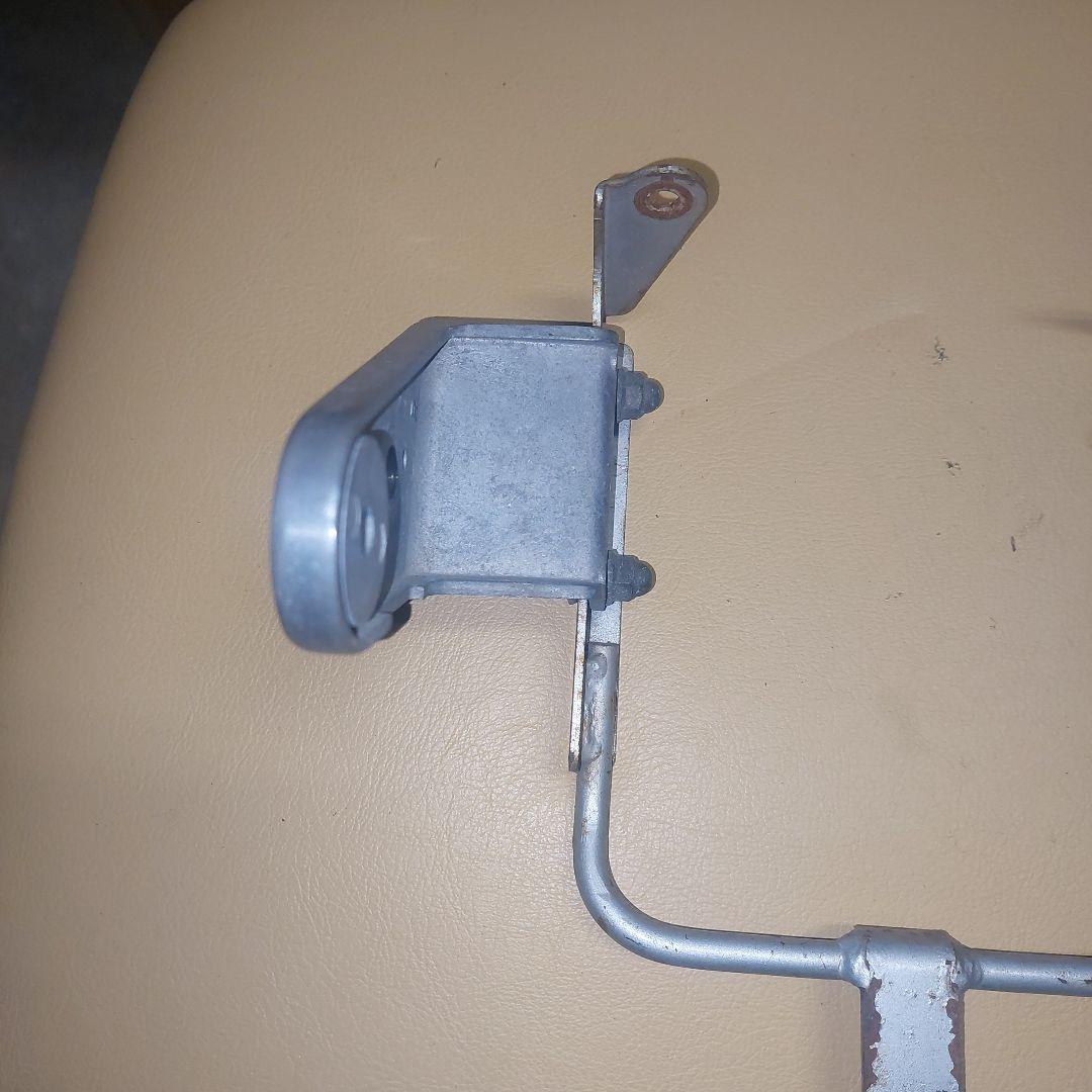 ゼファー400純正ヘッドライトステー美品