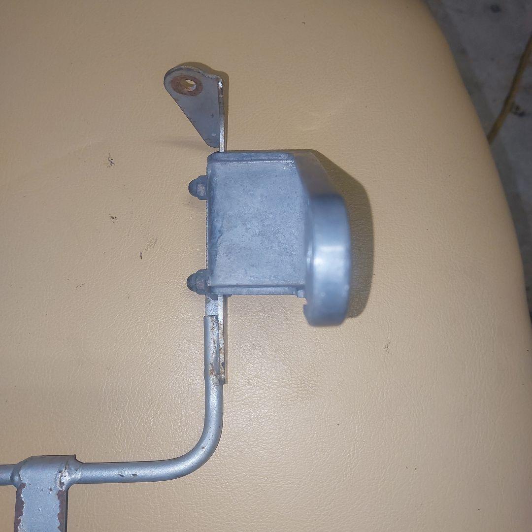 ゼファー400純正ヘッドライトステー美品