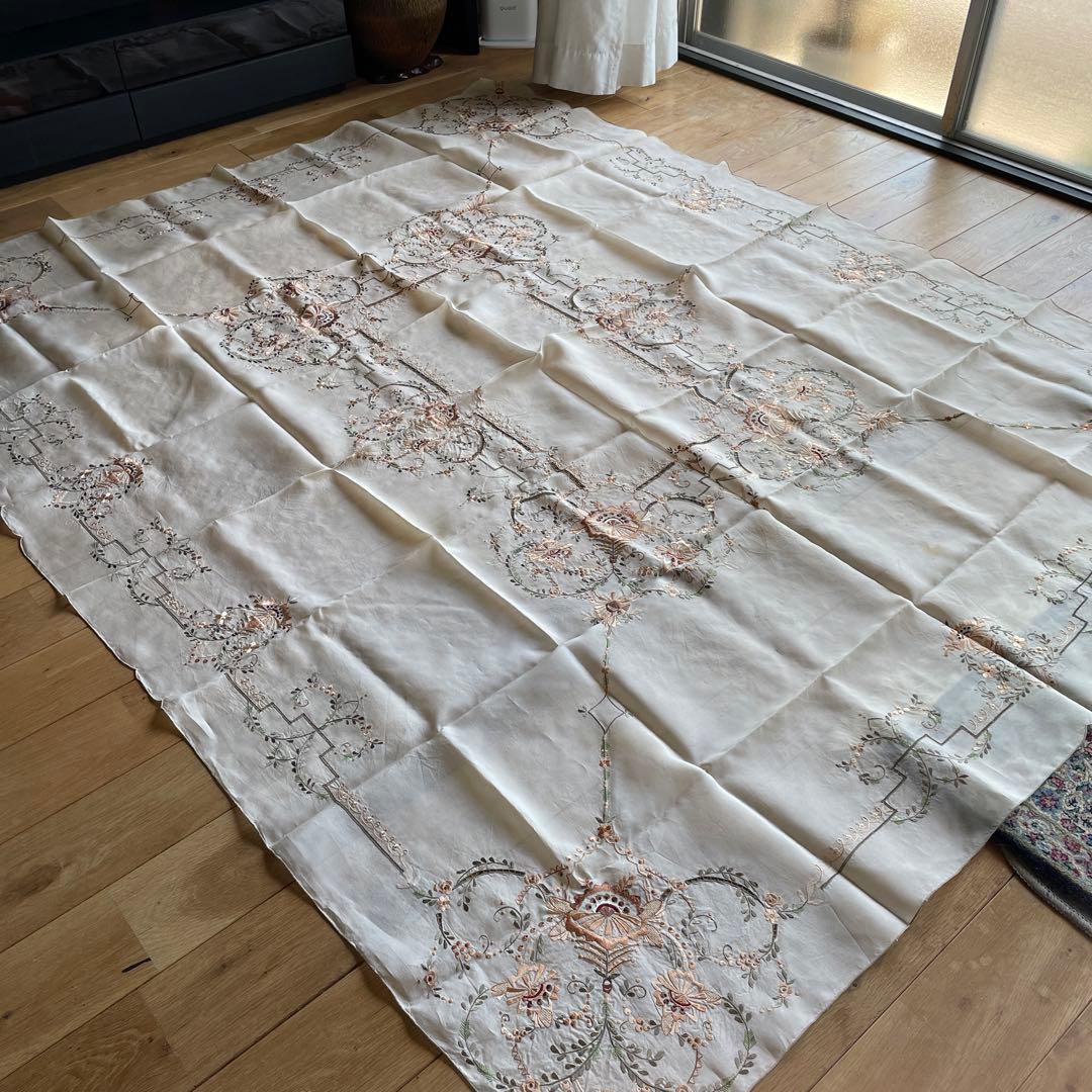 [お値下げ］シルクテーブルクロス　ナプキン6枚