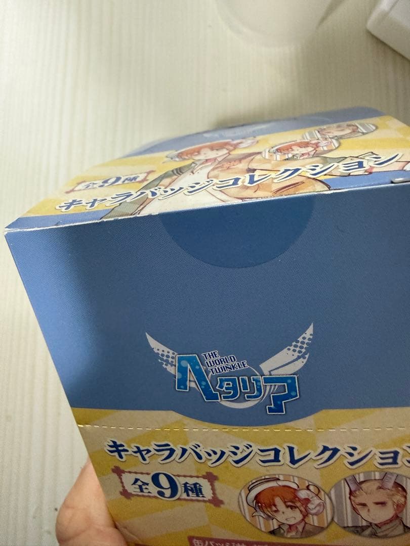 ヘタリア　つのたりあ　キャラバッジ　一箱　未開封