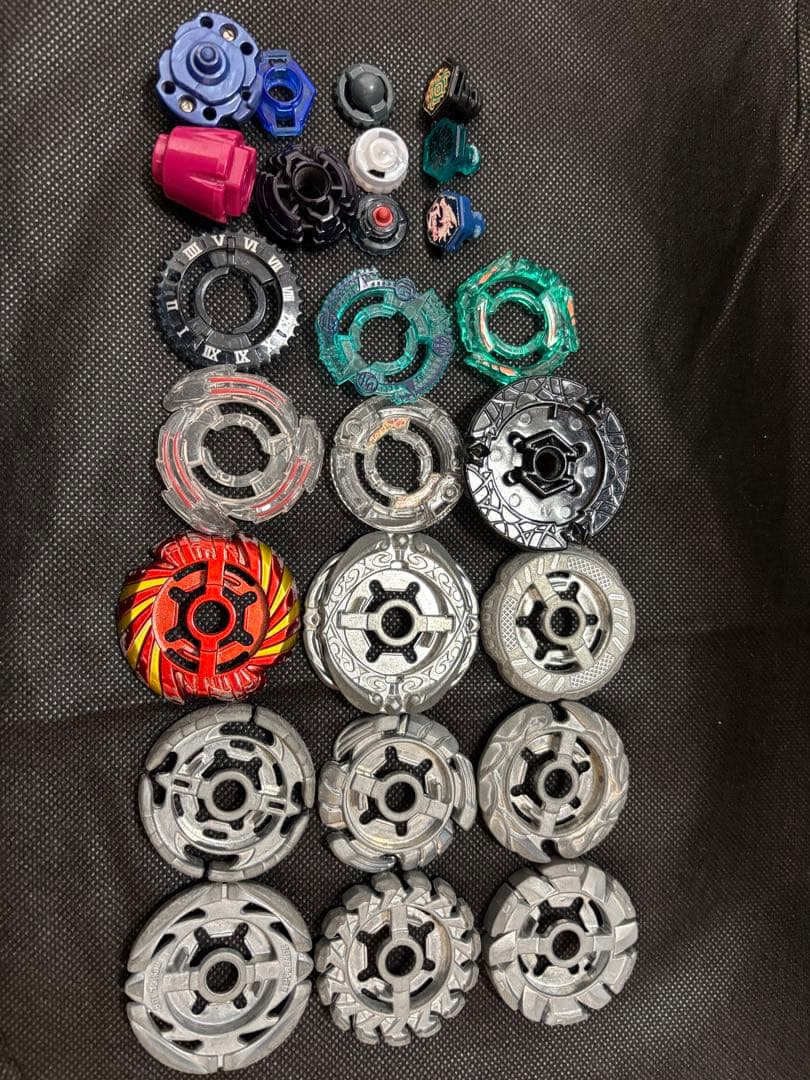 メタルファイトベイブレード まとめ売り 引退品 交換部品・ランチャー付き