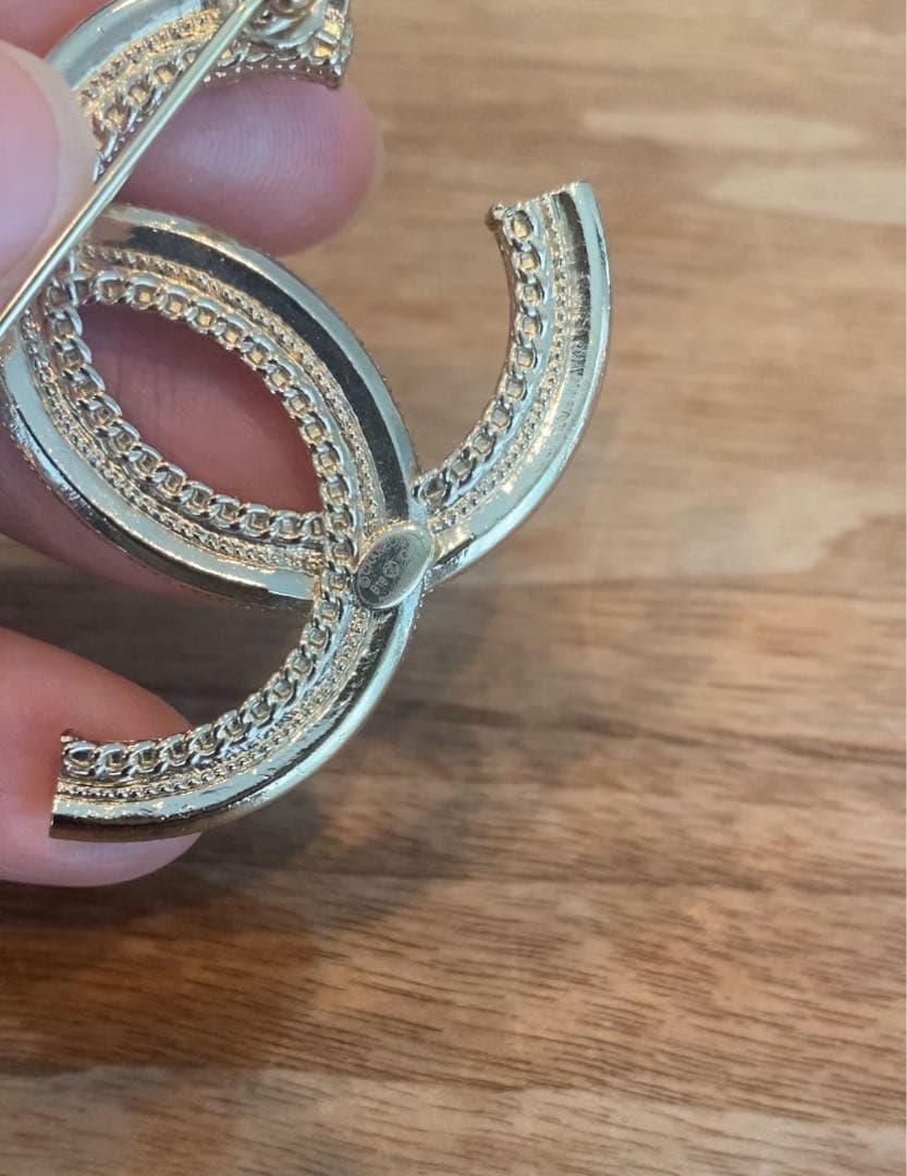 CHANEL CCロゴ ブローチ パール装飾 訳あり