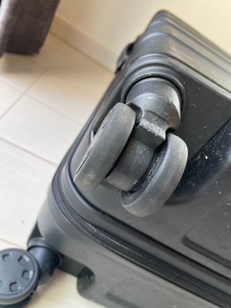 無印良品　スーツケース　ハードキャリーケース75L