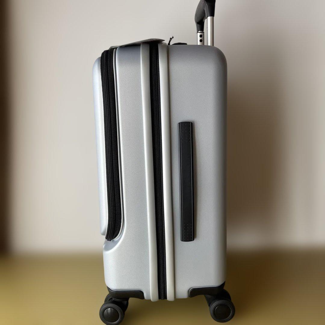 【ZERO HALLIBURTON】軽量スーツケース 機内持ち込み　シルバー